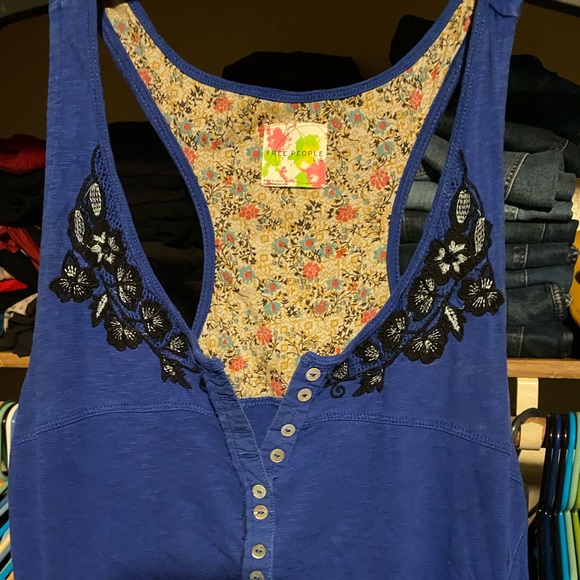 Free People Racerback Tank Top Size Large - Picture 2 of 3